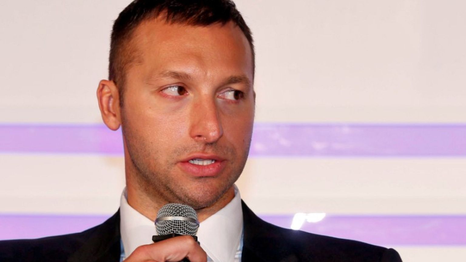 Olympics - End gold medal targets, says Australian Thorpe