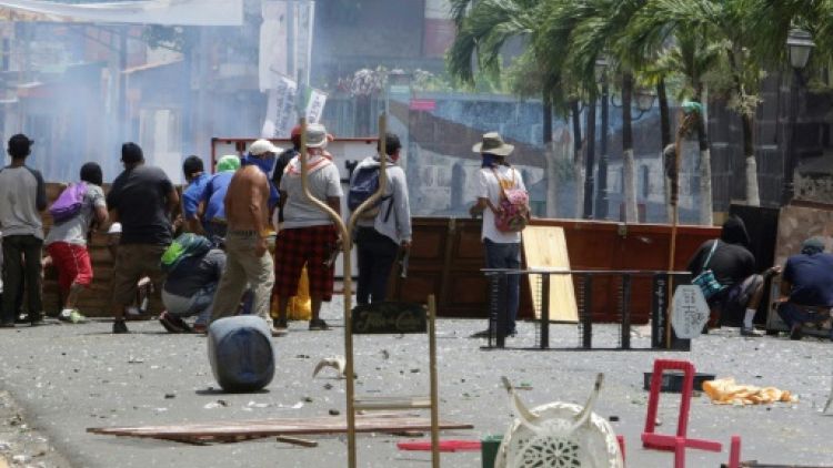 Manifestations au Nicaragua : cinq morts, le gouvernement appelle au dialogue