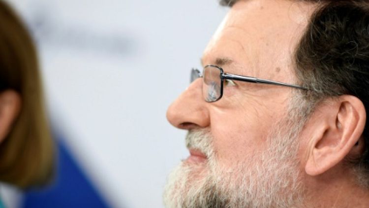 Espagne: Rajoy annonce qu'il va quitter la tête du Parti populaire