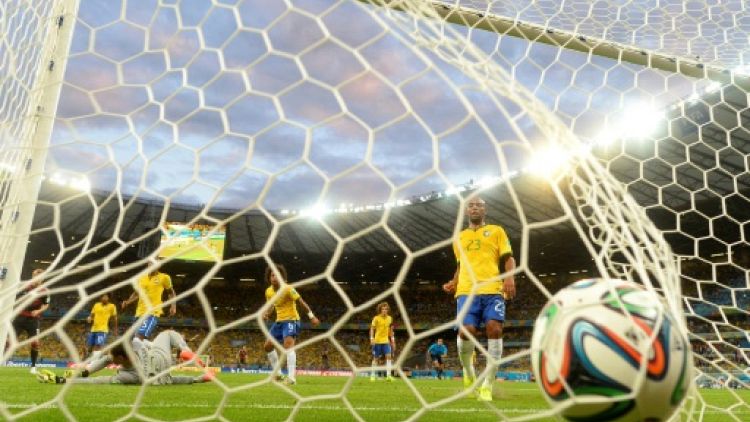 Mondial-2014: les filets du 7-1 d'Allemagne-Brésil vendus pour la bonne cause