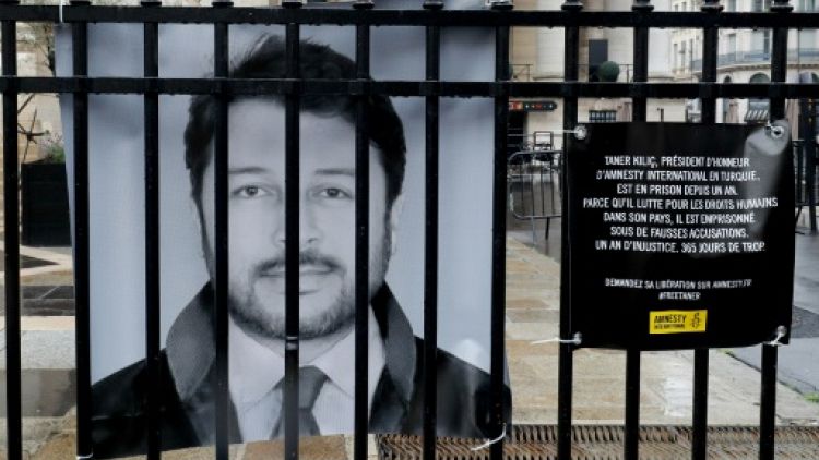 Amnesty appelle à libérer son représentant en Turquie détenu depuis un an