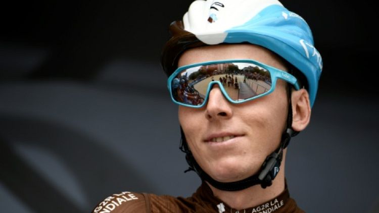 Tour de France: Bardet critique Froome mais respecte son droit à courir