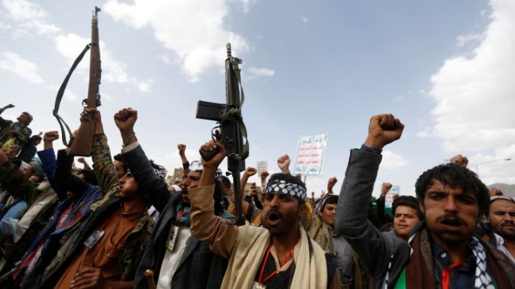 حصري-خطة سلام لليمن.. وقف إطلاق النار وتخلي الحوثيين عن صواريخهم
