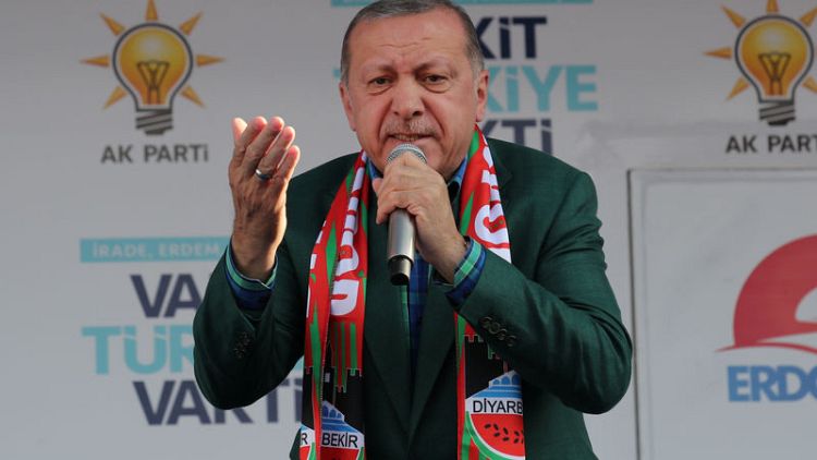 إردوغان يقول حالة الطوارئ قد ترفع بعد انتخابات 24 يونيو