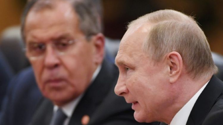 Poutine et Porochenko discutent d'un "échange des prisonniers"