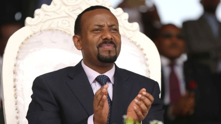 رئيس وزراء إثيوبيا يصل إلى مصر ويجتمع مع السيسي يوم الأحد