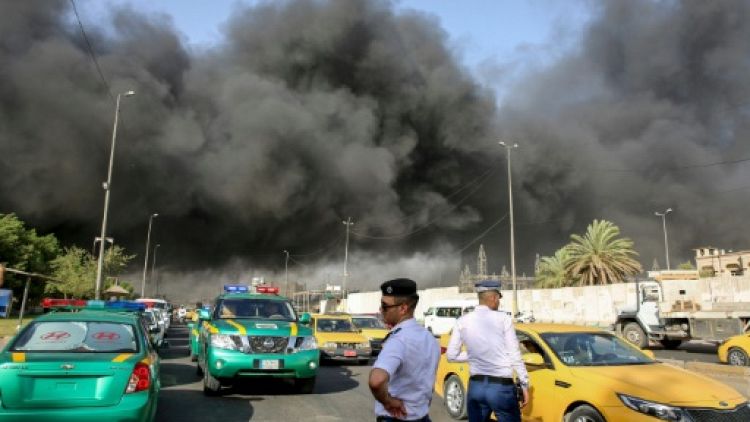 Incendie au plus grand dépôt de bulletins de vote d'Irak avant un décompte