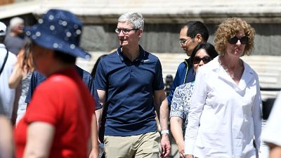 Apple: Tim Cook turista a Firenze