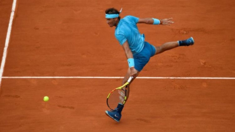 Roland-Garros: Nadal aurait "même joué de la main droite"
