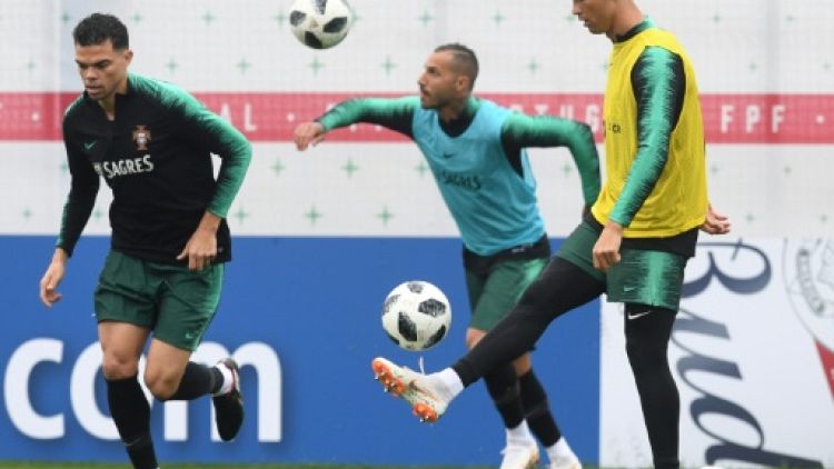 Mondial-2018: Portugal-Espagne, le petit frère contre le grand