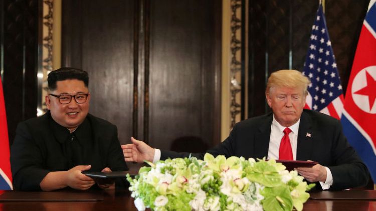 ترامب وكيم يتعهدان بإقامة علاقات جديدة بين أمريكا وكوريا الشمالية