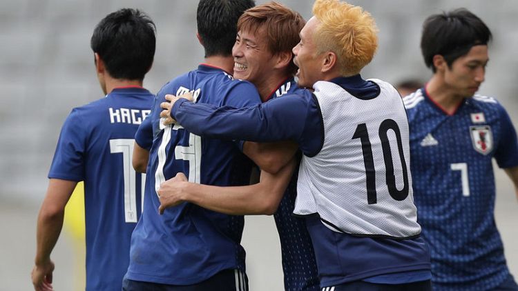 إينوي وكاجاوا يقودان اليابان للفوز على باراجواي استعدادا لكأس العالم