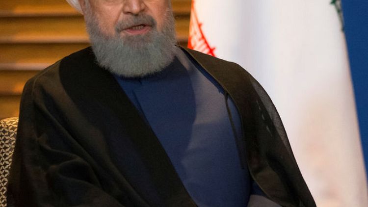 وكالة: روحاني يطالب ماكرون بتحرك لإنقاذ الاتفاق النووي