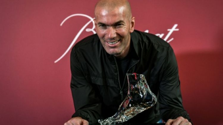 Le pied gauche de Zidane en cristal au profit d'ELA
