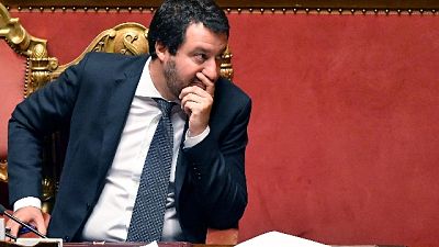 Salvini, o scuse o giusto Conte non vada