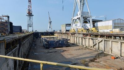 Cade da 10 metri e muore a Fincantieri Cade da 10 metri e muore a Fincantieri
