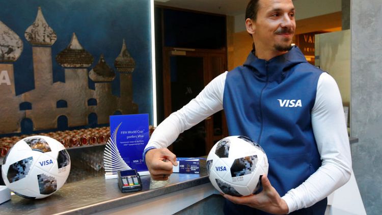 Soccer - Just enjoy yourselves, Zlatan tells Swedes