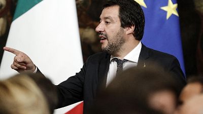 Salvini, Macron? Badiamo alla sostanza