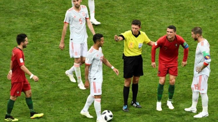 Mondial-2018: Portugal-Espagne, l'arbitre a eu recours à la "vérification sans visionnage" (Fifa à l'AFP)