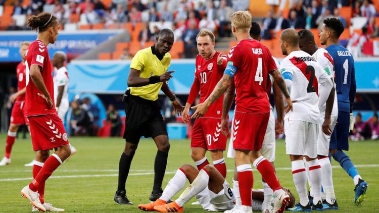 Cueva misses penalty, Peru and Denmark scoreless at break