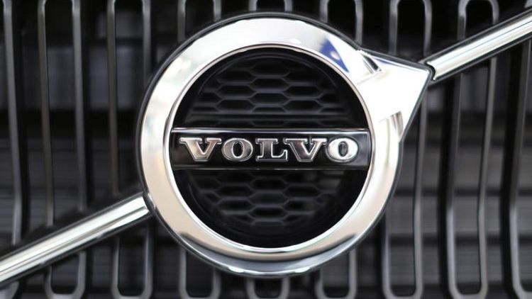 Volvo sets goal of 25 percent recycled plastics in cars from 2025