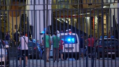 Tragedia in porto Napoli: ferita è grave Tragedia in porto Napoli: ferita è grave
