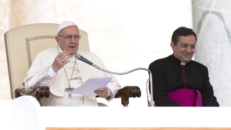 Papa: dittatura parte dal falsare verità
