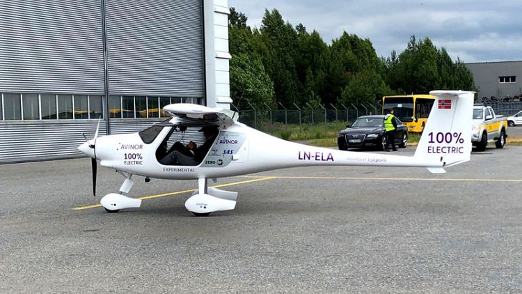 Norway tests tiny electric plane, sees passenger flights by 2025