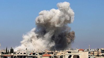 المرصد السوري: طائرات حربية تقصف منطقة خاضعة للمعارضة في درعا