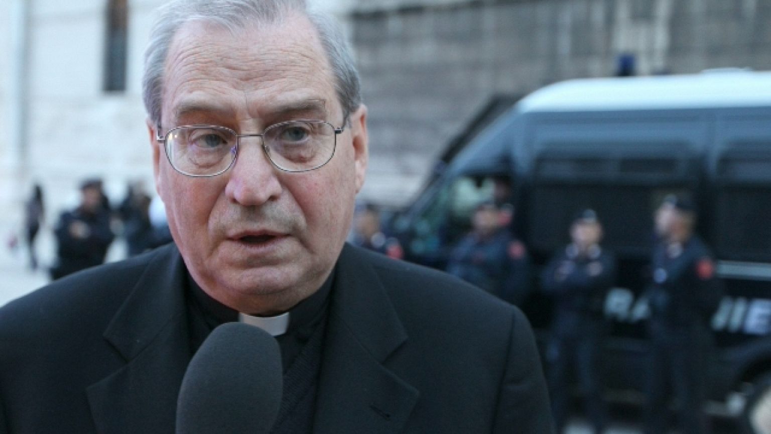 Caritas, idee Salvini? contrarie a fede