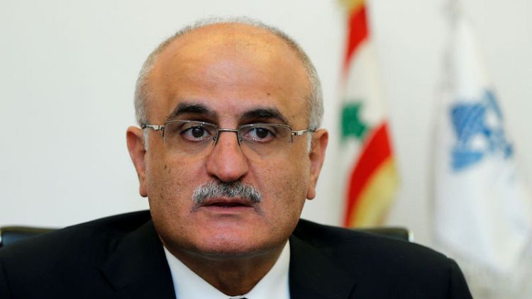 وزير المالية اللبناني يحذر من بطء تشكيل الحكومة