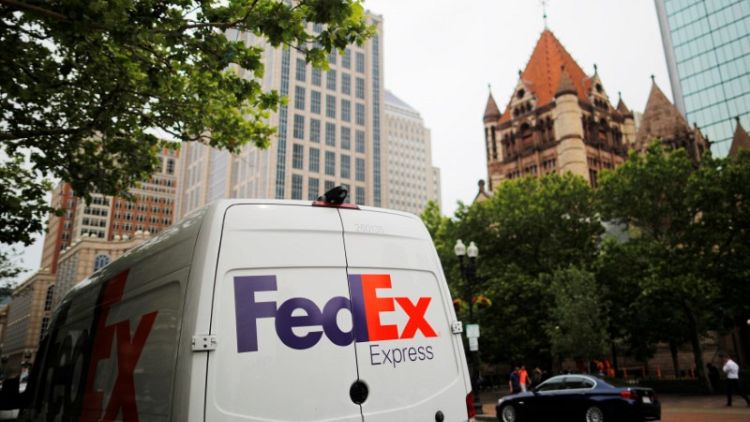 FedEx profit beats amid trade war worries