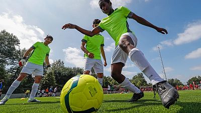 مئات اللاجئين يشاركون في بطولة لكرة القدم في بلجيكا