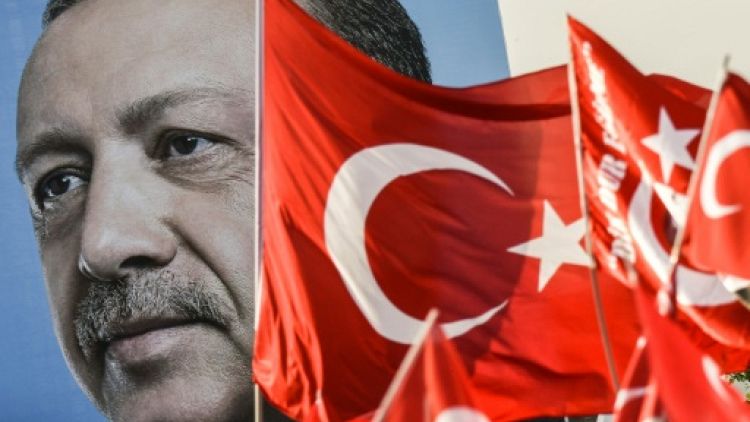 Turquie: Erdogan, le "Reïs" qui veut marquer l'histoire