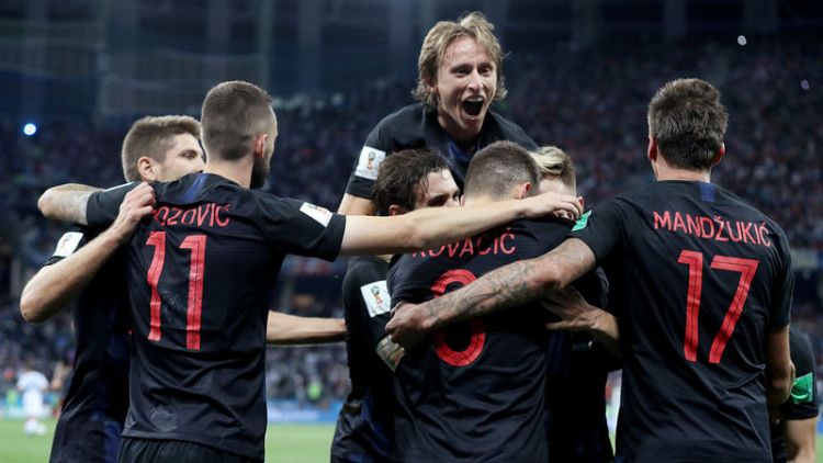 كرواتيا تسحق الأرجنتين بثلاثية وتبلغ دور 16 في كأس العالم