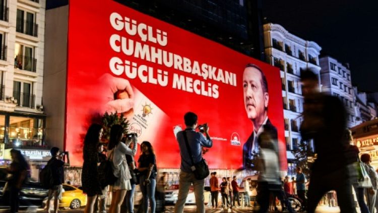 Turquie: cinq scénarios pour les élections