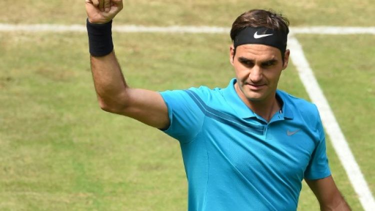 Tennis: Federer poursuit sa route à Halle