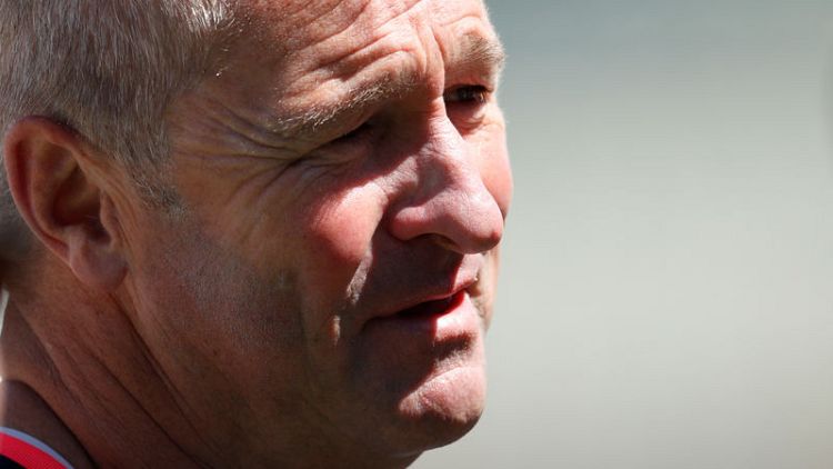 Farbrace keen to succeed Bayliss as England head coach
