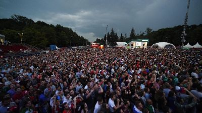 Mondiali: sovraffollata fan fest Mosca