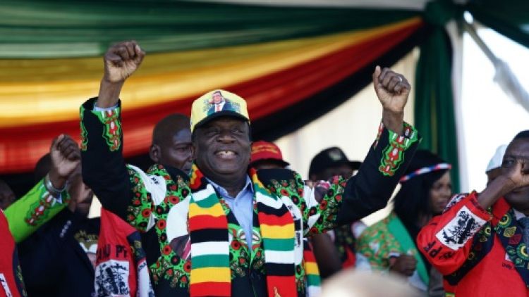 Attentat au Zimbabwe: "rien n'empêchera les élections", affirme un vice-président