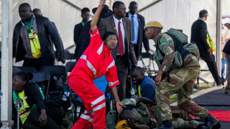 نائب رئيس زيمبابوي: هجوم الاستاد "عمل إرهابي" والشرطة ستلاحق المجرمين