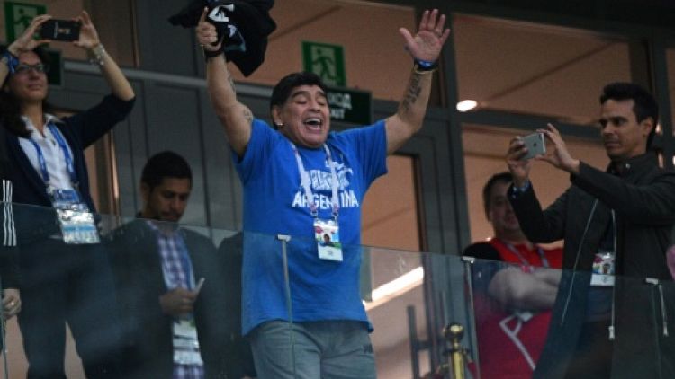 Mondial-2018: Maradona souhaite une réunion avec les joueurs pour sauver "l'honneur" de l'Argentine
