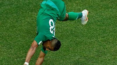 الدوسري يمنح السعوية فوزا قاتلا 2-1 على مصر في وداع كأس العالم