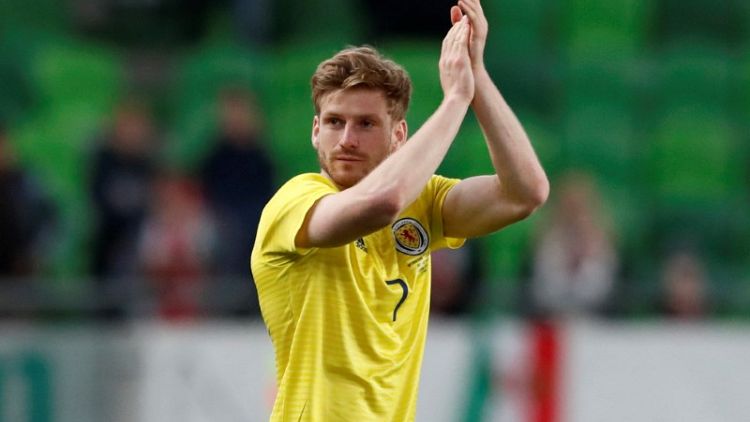 Southampton sign Scottish midfielder Armstrong from Celtic