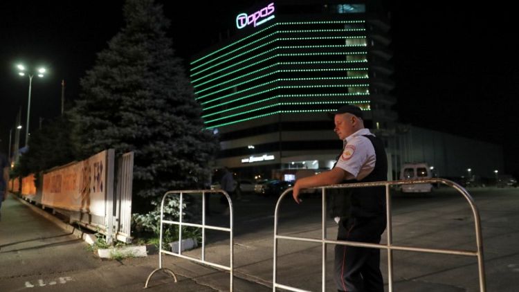 شهود: الشرطة والإسعاف خارج فندق تم إخلاؤه بمدينة روستوف الروسية