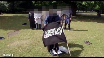 IPhone 'negati' ai soldati Isis IPhone 'negati' ai soldati Isis
