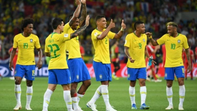 Mondial-2018: le Brésil domine la Serbie et file en 8e sans trembler