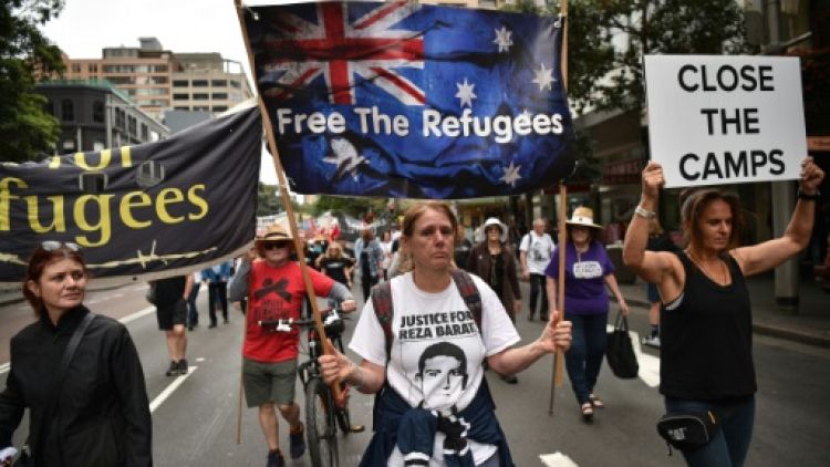 La politique d'immigration australienne: modèle à suivre ou déshonneur?
