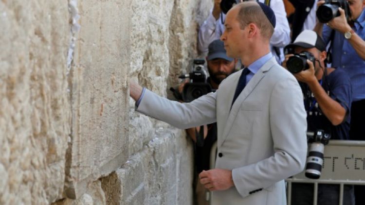 Le Prince William visite les lieux saints de Jérusalem 