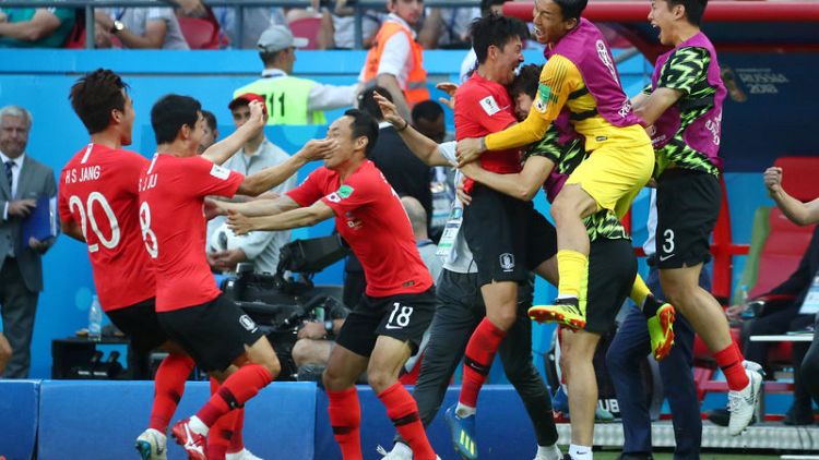 Germany win papers over the cracks for South Korea